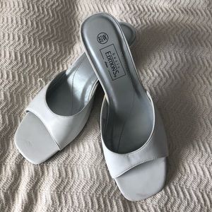 White, small heel